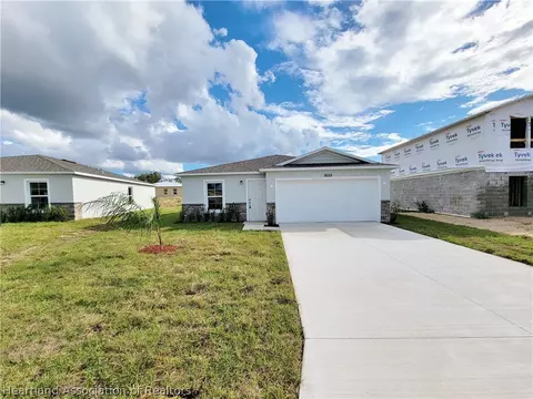 1629 Marble St, Sebring, FL 33870 photo 2