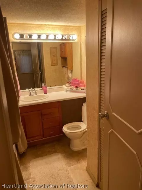 1810 E Robin Ave, Sebring, FL 33870 photo 3