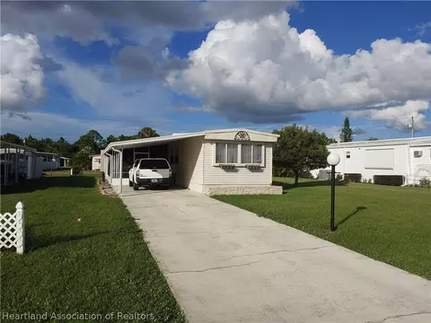 1810 E Robin Ave, Sebring, FL 33870 photo 1