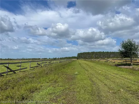 107 Dalmatian Ave, Sebring, FL 33870 photo 7