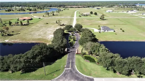 2005 Overlook Bay Dr, Sebring, FL 33875 photo 21