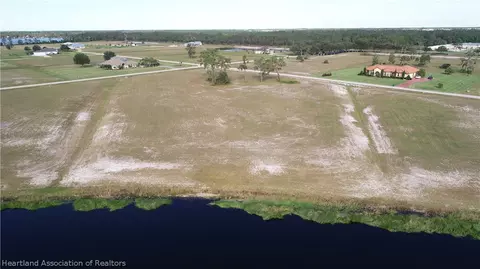2005 Overlook Bay Dr, Sebring, FL 33875 photo 6
