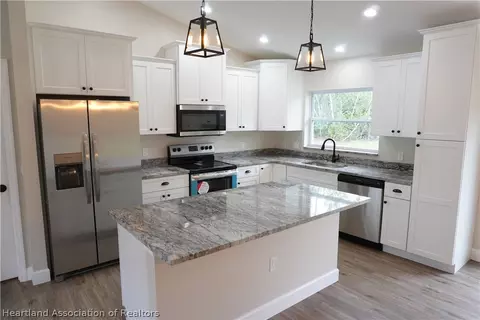 5602 5608 Oak Cir, Sebring, FL 33870 photo 2