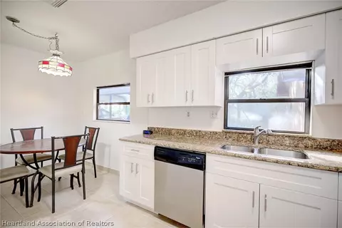 2307 Oak Beach Blvd, Sebring, FL 33875 photo 7