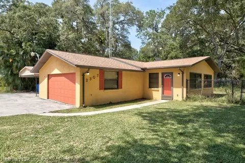 2307 Oak Beach Blvd, Sebring, FL 33875
