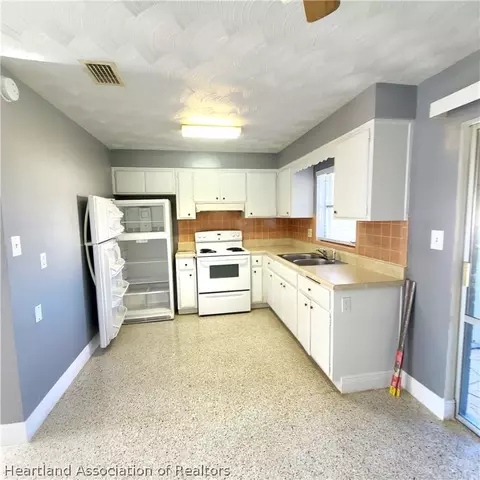 1204 Sunset Ave, Sebring, FL 33870 photo 4