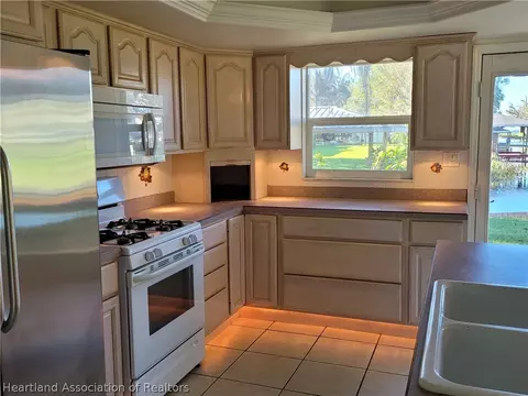 3233 White Oak Rd, Lorida, FL 33857 photo 5