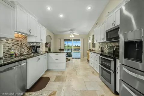404 Maple Ln, Sebring, FL 33876 photo 12