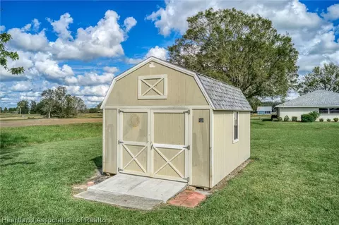 404 Maple Ln, Sebring, FL 33876 photo 8
