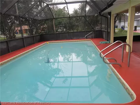 4175 Bianca St, Sebring, FL 33872 photo 2
