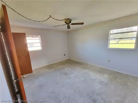 425 Cherry Tree Dr, Sebring, FL 33876 photo 10