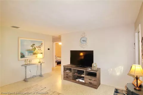 3031 SE 29th Ln, Okeechobee, FL 34974 photo 10