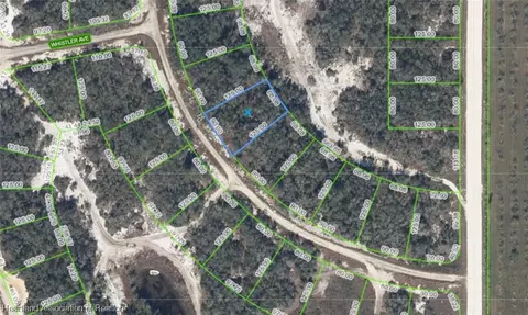211 Crystal Lake Dr, Lake Placid, FL 33852