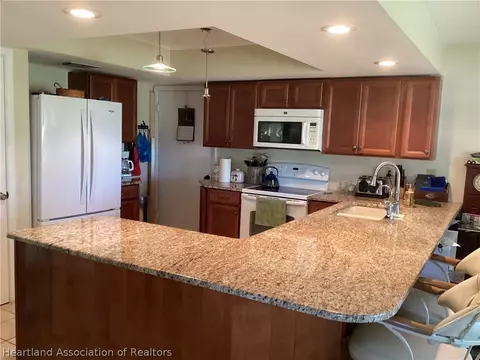 7029 Spring Hill Rd, Sebring, FL 33876 photo 6
