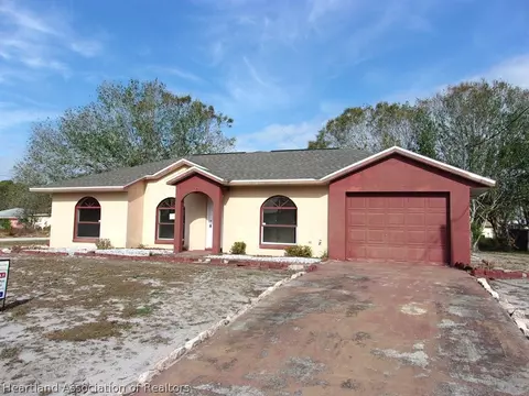 631 Grissom Rd NW, Lake Placid, FL 33852