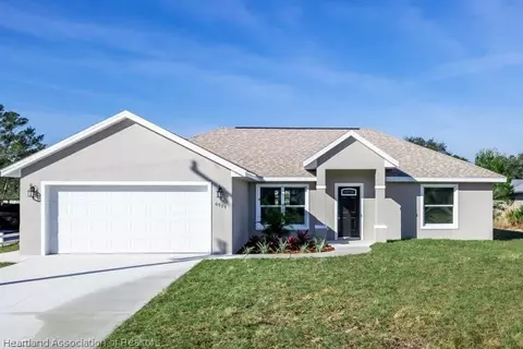 6905 Shasta Daisy Blvd, Sebring, FL 33875