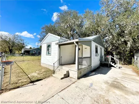 4812 4th St, Sebring, FL 33870 photo 2