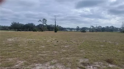 2008 Overlook Bay Dr, Sebring, FL 33875 photo 4