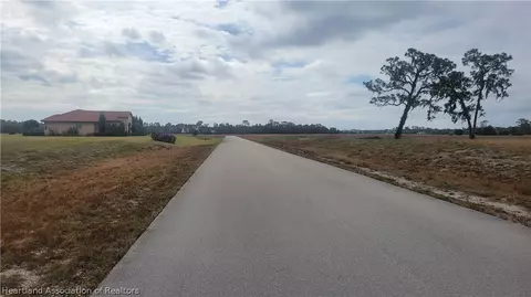2008 Overlook Bay Dr, Sebring, FL 33875 photo 3