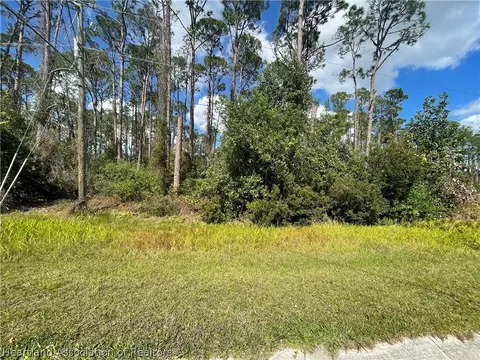 6004 Granada Blvd, Sebring, FL 33872