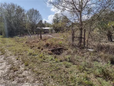 325 Pleasant Ln, Lorida, FL 33857 photo 4