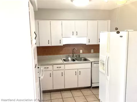 105 Pinehurst Rd, Sebring, FL 33870 photo 8