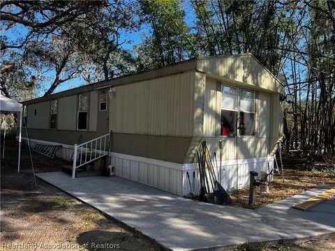 6130 Oak Crest St, Sebring, FL 33876 photo 1