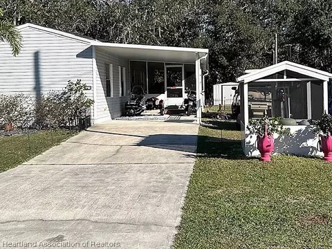 8028 Poga Ln, Sebring, FL 33876 photo 1
