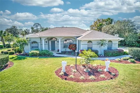 4613 Nadena Dr, Sebring, FL 33872