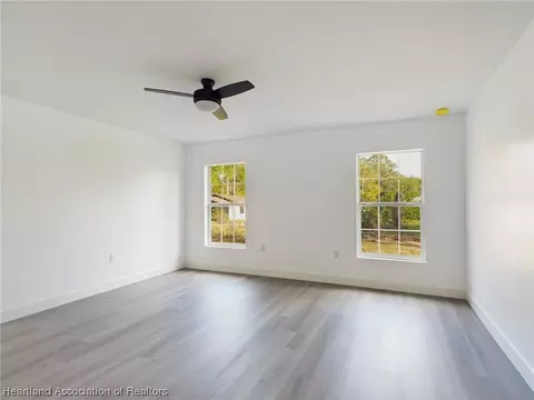 404 Lark Ter, Sebring, FL 33872 photo 5