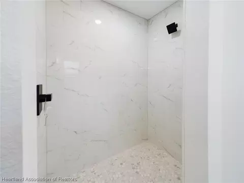404 Lark Ter, Sebring, FL 33872 photo 10