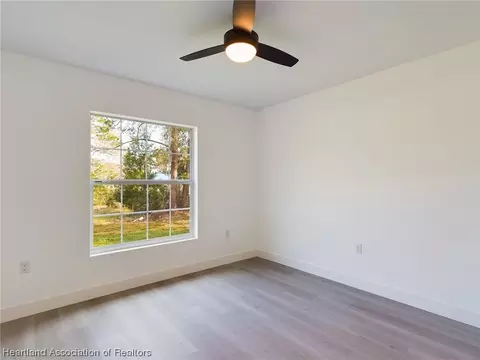 404 Lark Ter, Sebring, FL 33872 photo 7