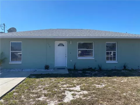 506 Raymond Ave, Frostproof, FL 33843