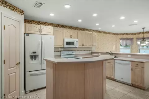 5437 Columbus Blvd, Sebring, FL 33872 photo 23