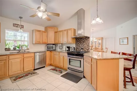 112 Otter Trl, Sebring, FL 33875 photo 3