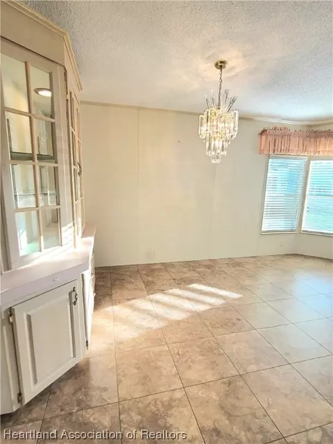 1010 Sunbird Ct, Sebring, FL 33872 photo 14