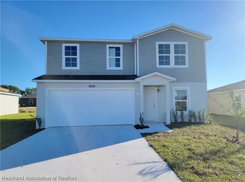 1609 Marble St, Sebring, FL 33870 photo 1