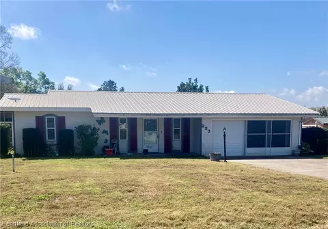 233 Hillcrest Dr, Avon Park, FL 33825