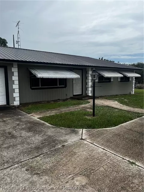 152 Saint Lucie St, Lake Placid, FL 33852