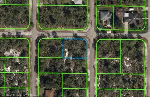 314 Avenger St NW, Lake Placid, FL 33852