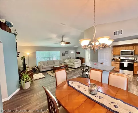 4316 Mandarin Rd, Sebring, FL 33875 photo 10