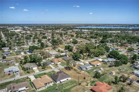 228 Robin Ave, Sebring, FL 33870 photo 8