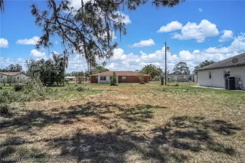 228 Robin Ave, Sebring, FL 33870 photo 6