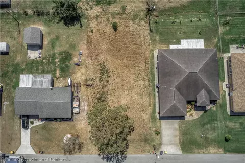 228 Robin Ave, Sebring, FL 33870 photo 9