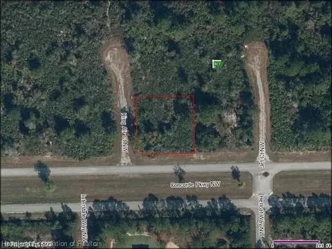 1125 Concorde Pkwy NW, Lake Placid, FL 33852