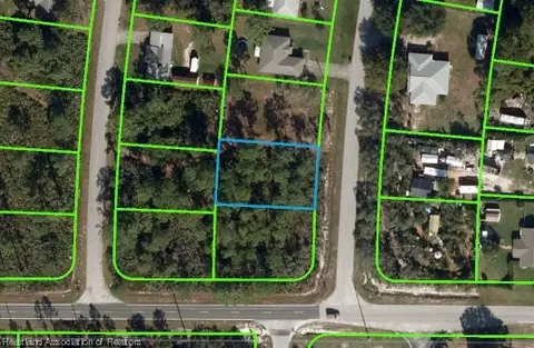 33015 Grand Prix Dr, Sebring, FL 33872