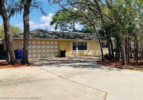 2128 W Hibiscus Rd, Avon Park, FL 33825