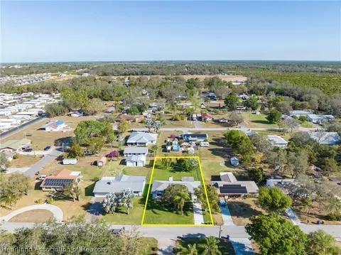 4714 Coco Palm Dr, Sebring, FL 33870 photo 3