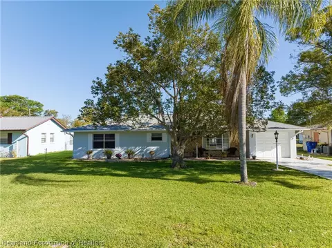 4714 Coco Palm Dr, Sebring, FL 33870 photo 1