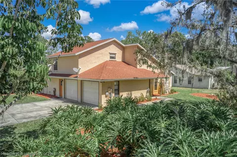 3037 Jacaranda Ave, Lake Placid, FL 33852